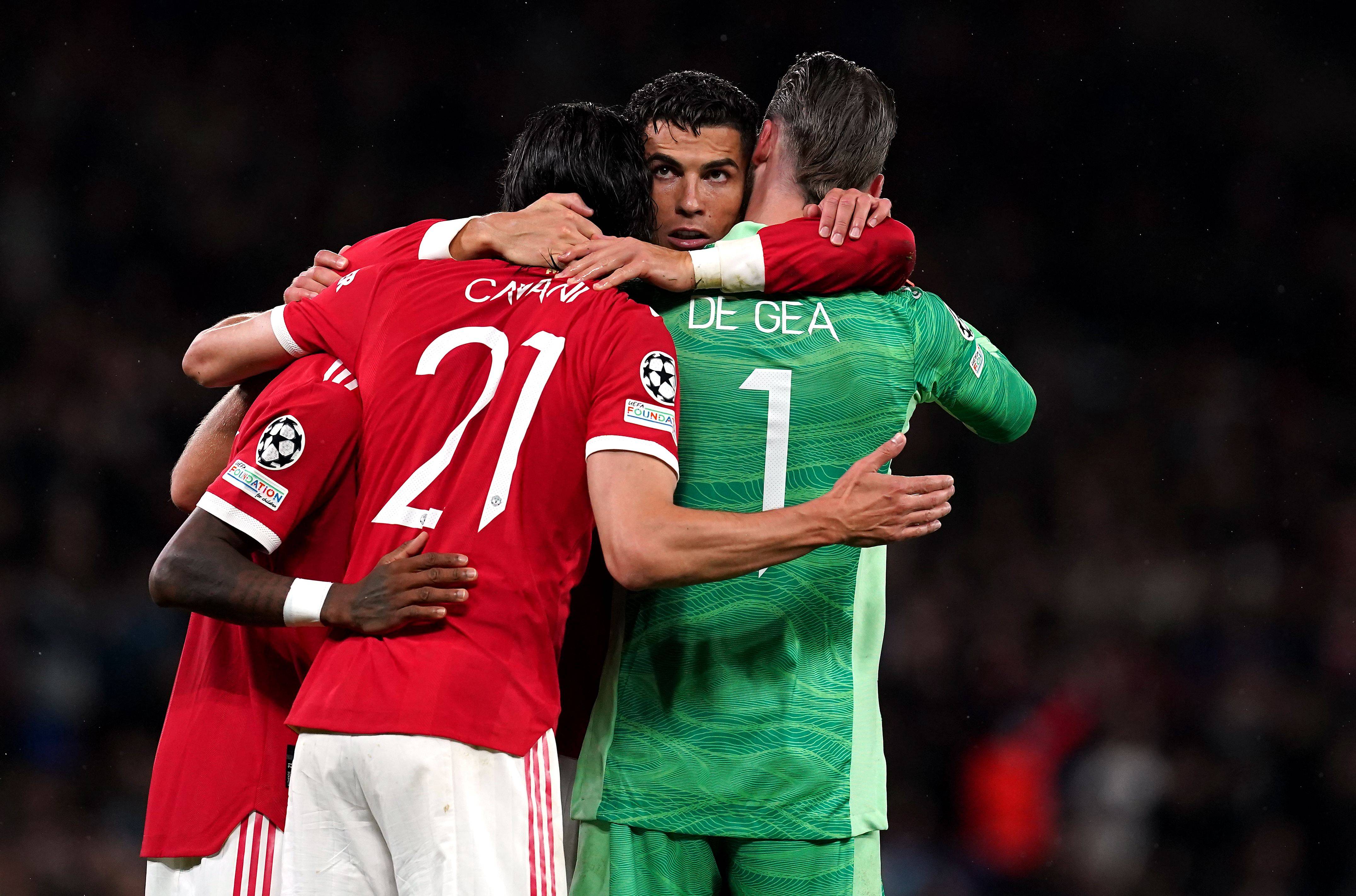 爱游戏官方入口包含赛地聚焦：欧冠今晚热度飙升，曼联临场应变，悬念犹存，细节决定成败的词条