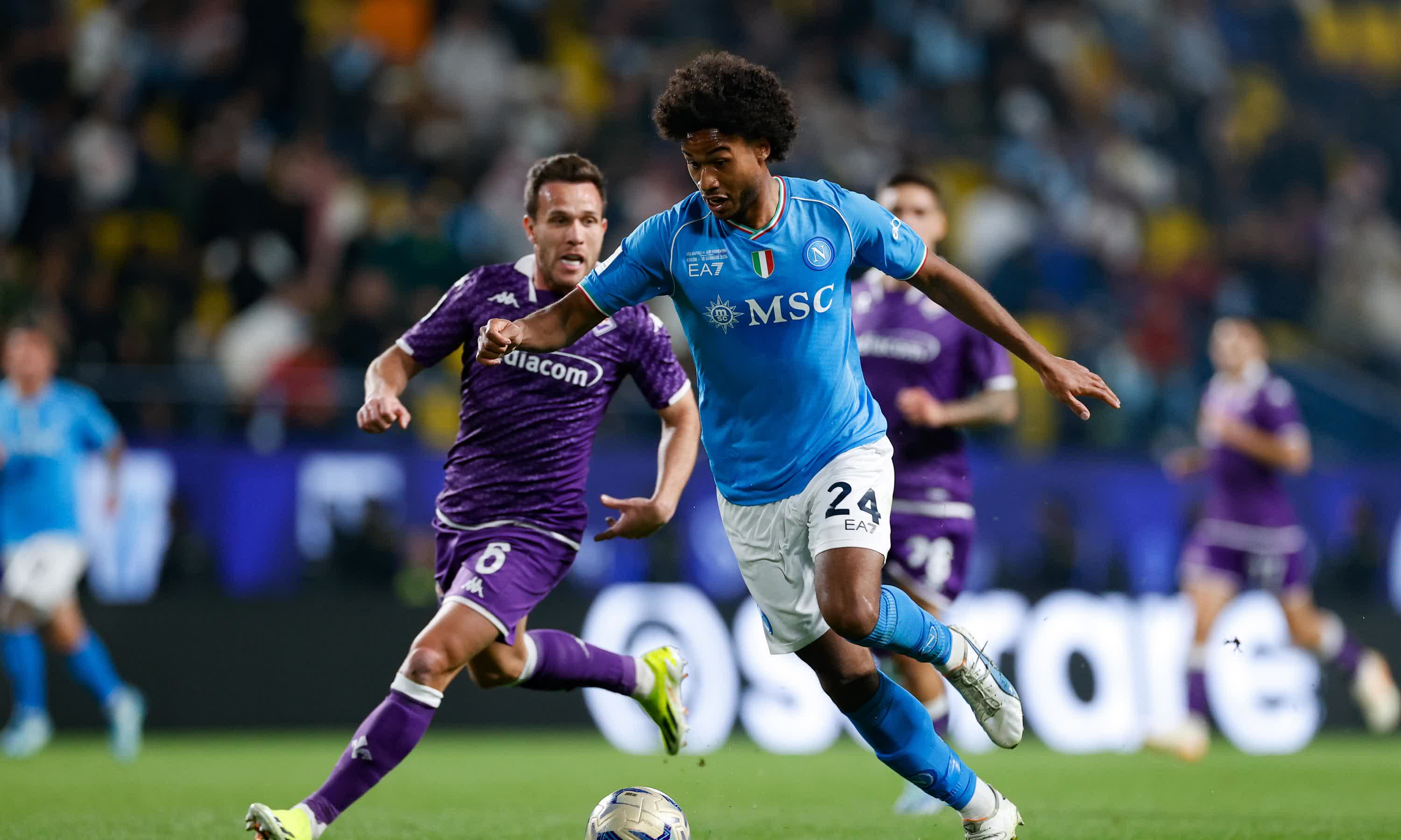 包含从今晚拜仁慕尼黑调整名单到比利亚雷亚尔伤情更新备战国王杯,国际比赛日尤文图斯调整名单以备意大利杯的词条 包含从今晚拜仁慕尼黑调整名单到比利亚雷亚尔伤情更新备战国王杯,国际比赛日尤文图斯调整名单以备意大利杯的词条